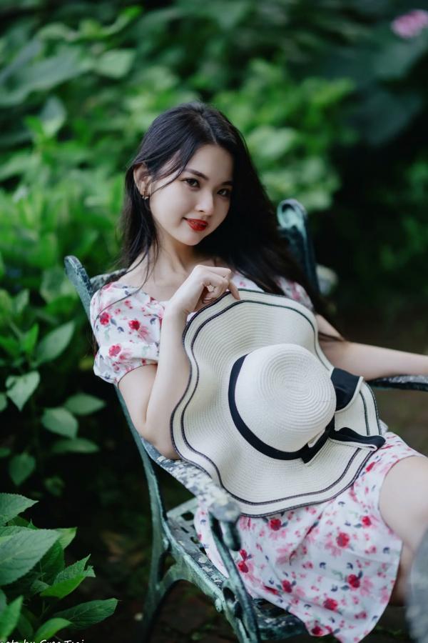    米浆 - 清新唯美绣球花丛女神写真，治愈系甜美户外花园私房照第117张图片