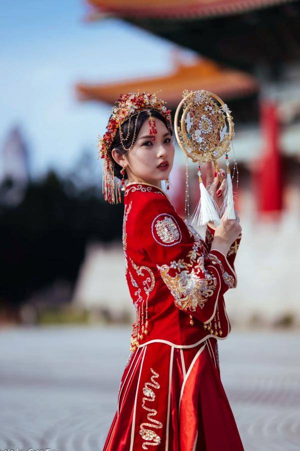    米浆 - 古典优雅秀禾服新娘写真，唯美樱花古风摄影 [67P]第12张图片