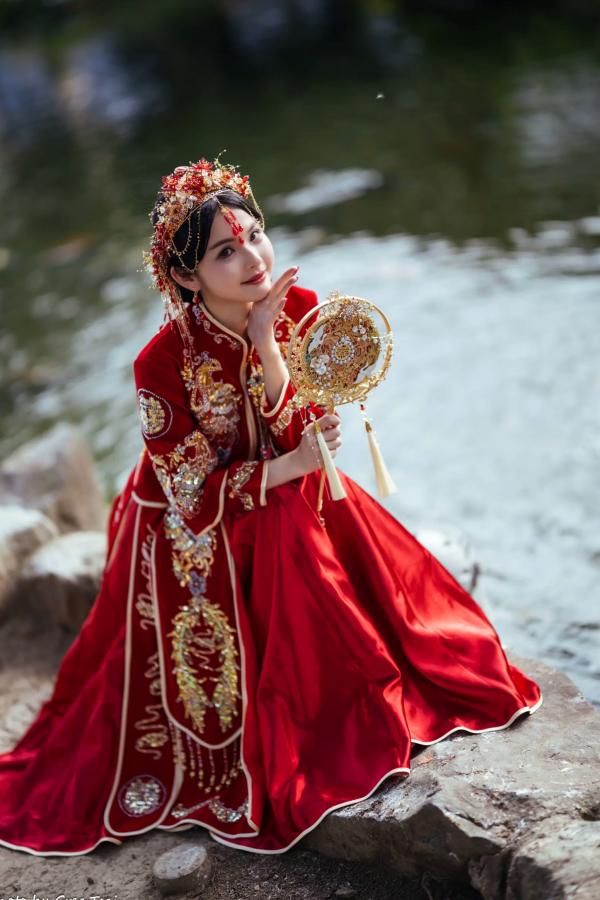    米浆 - 古典优雅秀禾服新娘写真，唯美樱花古风摄影 [67P]第20张图片