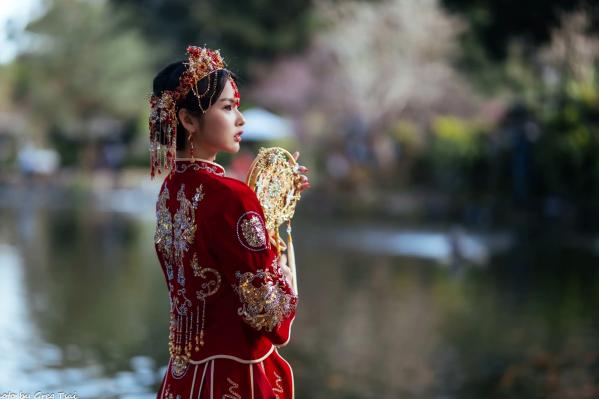    米浆 - 古典优雅秀禾服新娘写真，唯美樱花古风摄影 [67P]第28张图片