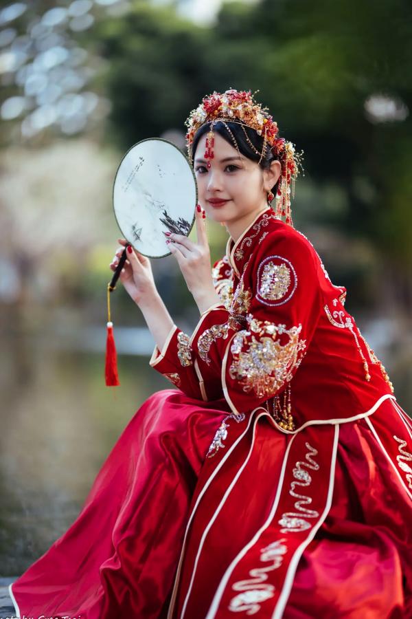    米浆 - 古典优雅秀禾服新娘写真，唯美樱花古风摄影 [67P]第33张图片