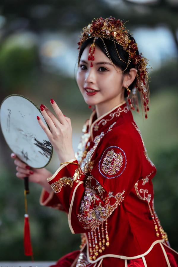    米浆 - 古典优雅秀禾服新娘写真，唯美樱花古风摄影 [67P]第51张图片