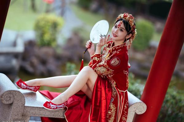    米浆 - 古典优雅秀禾服新娘写真，唯美樱花古风摄影 [67P]第53张图片