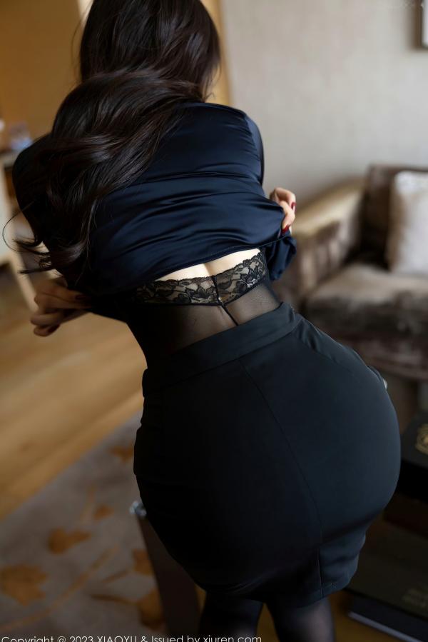   XiaoYu语画界：徐莉芝职场制服与极致透视内衣诱惑，展现绝美肉感身材与黑丝韵味第16张图片
