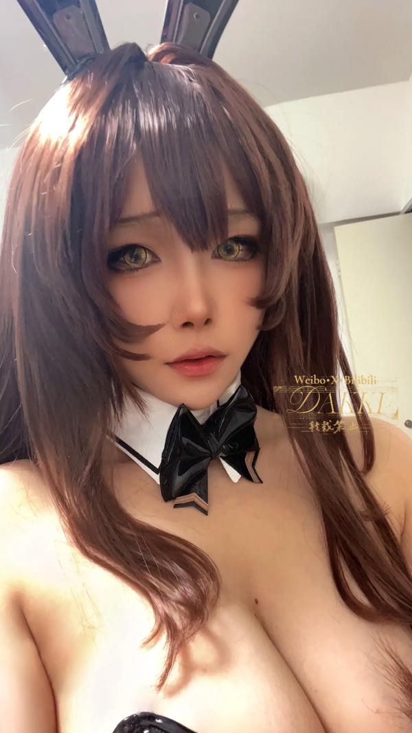    Dakki伊 - 诺亚尔兔女郎COS私房写真 [50P] - 性感漆皮连体衣与渔网袜诱惑，极致身材cosplay角色扮演大尺度佳作第31张图片