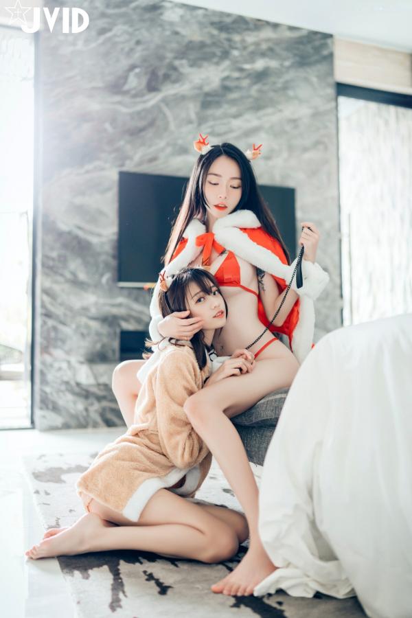    JVID-飘飘与妍妍：巨乳圣诞女神与她的麋鹿宠物，浴室私房互动大尺度写真（2019.11.06）第19张图片