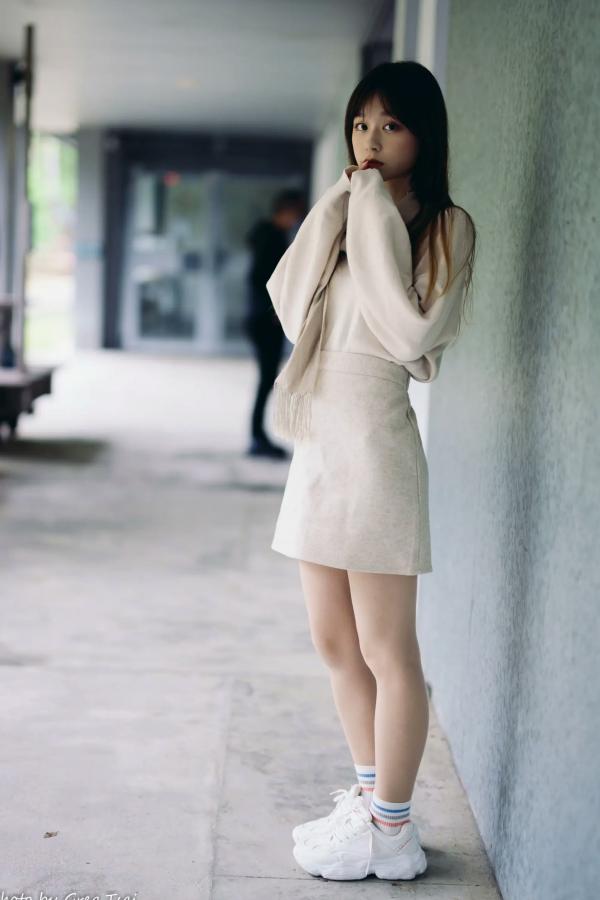    畊畊 - 茶厂复古唯美写实，清新气质女神户外治愈系人像摄影 [143P]第28张图片
