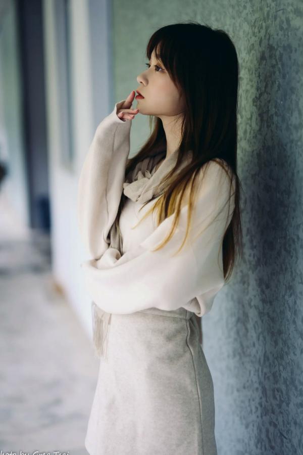    畊畊 - 茶厂复古唯美写实，清新气质女神户外治愈系人像摄影 [143P]第29张图片