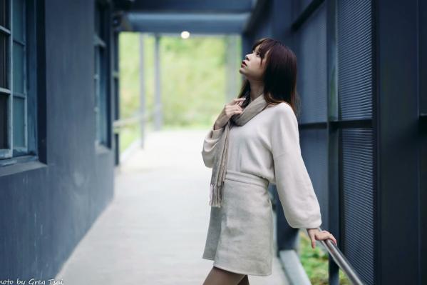    畊畊 - 茶厂复古唯美写实，清新气质女神户外治愈系人像摄影 [143P]第56张图片