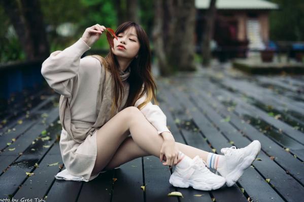    畊畊 - 茶厂复古唯美写实，清新气质女神户外治愈系人像摄影 [143P]第84张图片