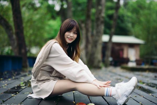    畊畊 - 茶厂复古唯美写实，清新气质女神户外治愈系人像摄影 [143P]第85张图片
