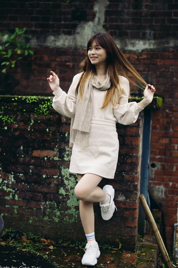    畊畊 - 茶厂复古唯美写实，清新气质女神户外治愈系人像摄影 [143P]第94张图片