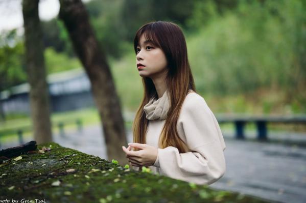    畊畊 - 茶厂复古唯美写实，清新气质女神户外治愈系人像摄影 [143P]第98张图片