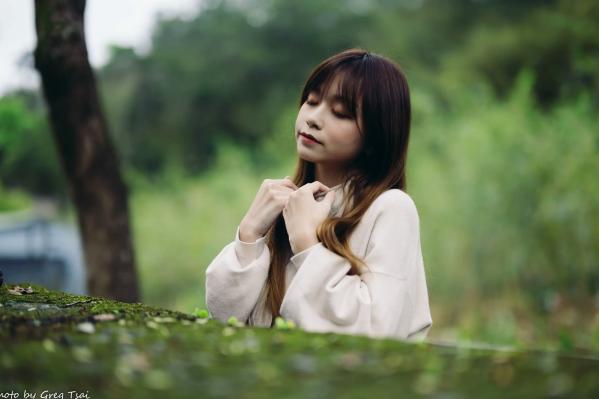    畊畊 - 茶厂复古唯美写实，清新气质女神户外治愈系人像摄影 [143P]第100张图片