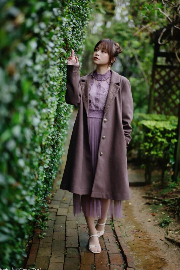    畊畊 - 花园清新私房写真，文艺森系户外人像，气质女神优雅穿搭 [142P]第7张图片