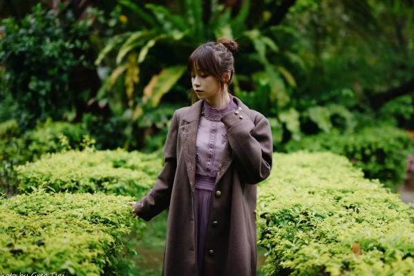    畊畊 - 花园清新私房写真，文艺森系户外人像，气质女神优雅穿搭 [142P]第23张图片
