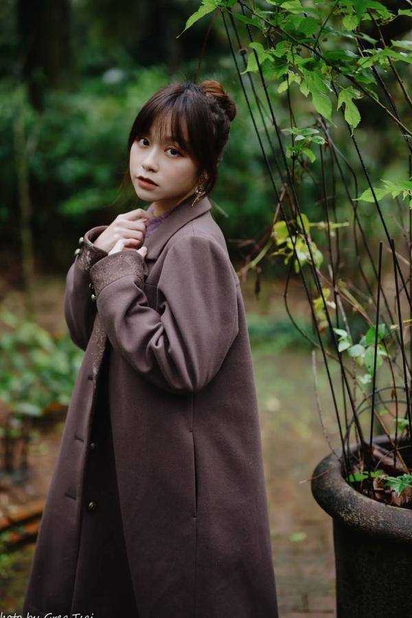    畊畊 - 花园清新私房写真，文艺森系户外人像，气质女神优雅穿搭 [142P]第33张图片