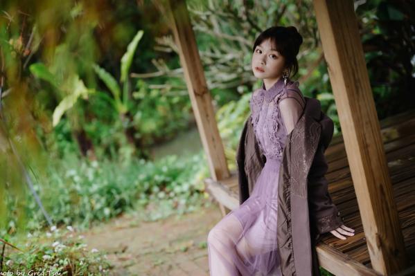    畊畊 - 花园清新私房写真，文艺森系户外人像，气质女神优雅穿搭 [142P]第42张图片