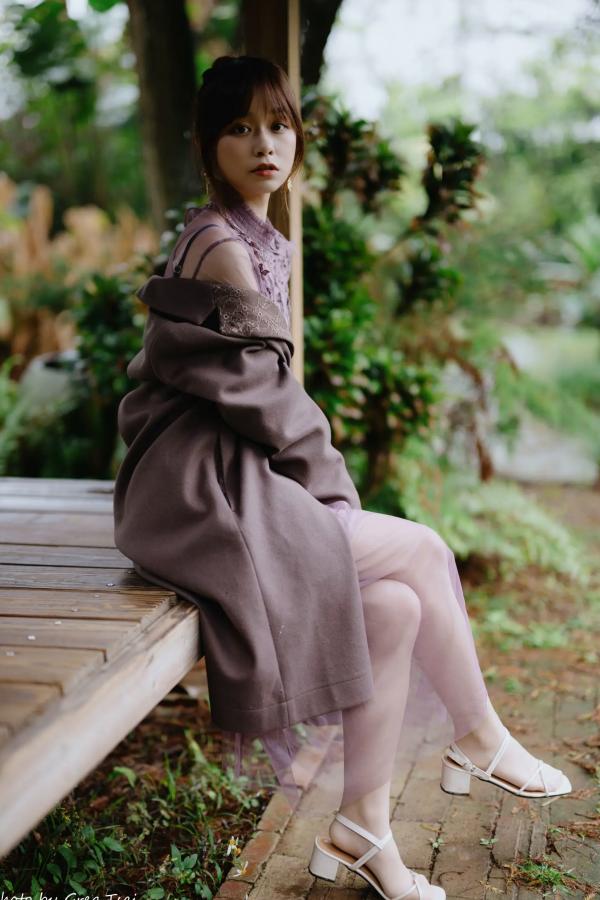    畊畊 - 花园清新私房写真，文艺森系户外人像，气质女神优雅穿搭 [142P]第46张图片