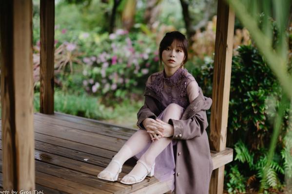    畊畊 - 花园清新私房写真，文艺森系户外人像，气质女神优雅穿搭 [142P]第47张图片
