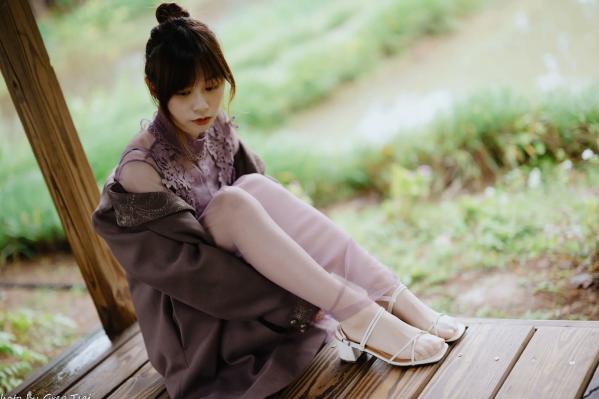    畊畊 - 花园清新私房写真，文艺森系户外人像，气质女神优雅穿搭 [142P]第50张图片
