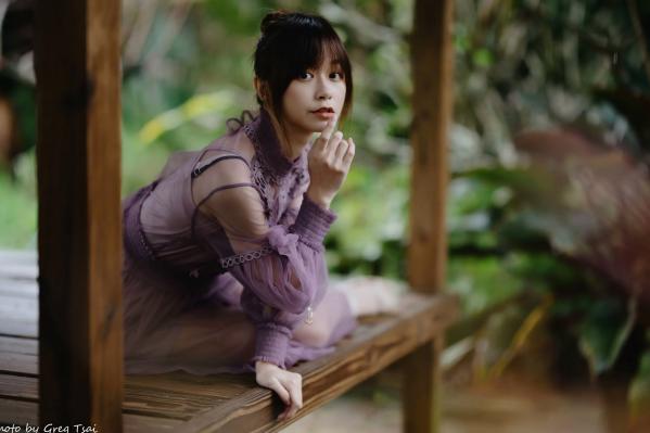    畊畊 - 花园清新私房写真，文艺森系户外人像，气质女神优雅穿搭 [142P]第88张图片
