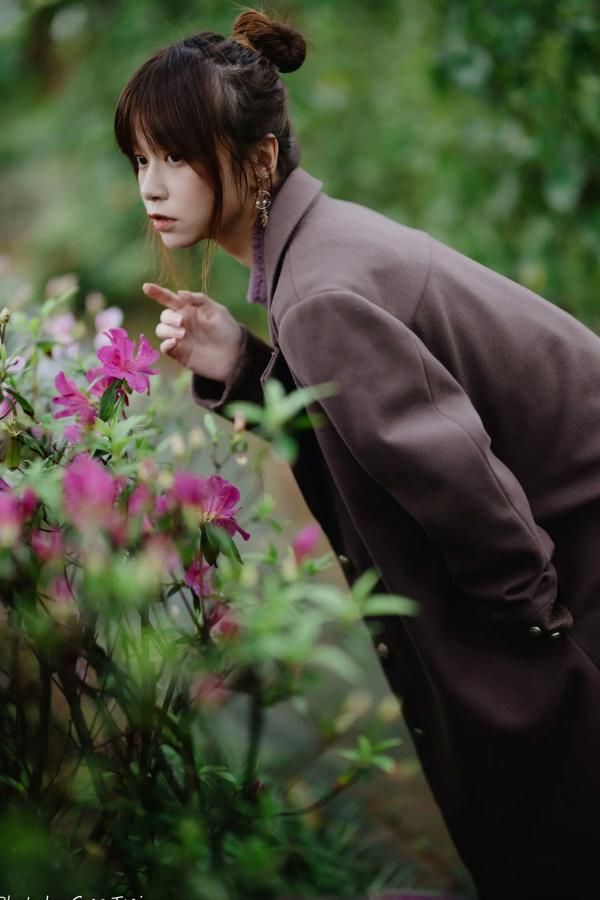    畊畊 - 花园清新私房写真，文艺森系户外人像，气质女神优雅穿搭 [142P]第106张图片