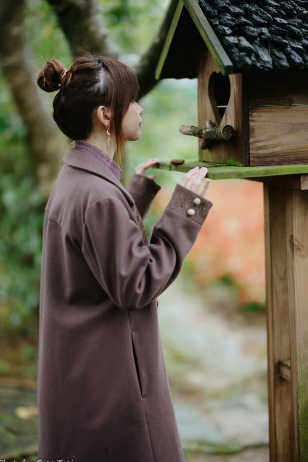    畊畊 - 花园清新私房写真，文艺森系户外人像，气质女神优雅穿搭 [142P]第108张图片