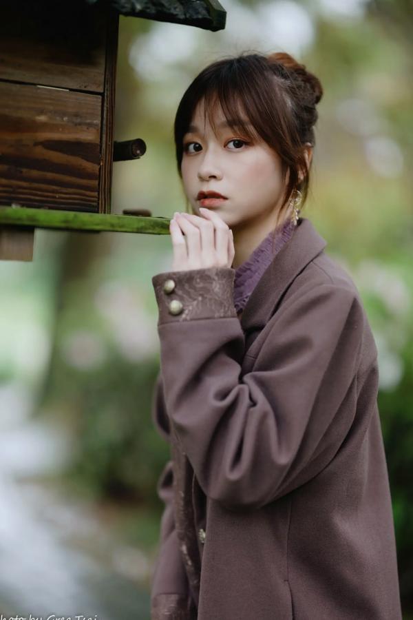    畊畊 - 花园清新私房写真，文艺森系户外人像，气质女神优雅穿搭 [142P]第111张图片