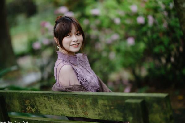   畊畊 - 花园清新私房写真，文艺森系户外人像，气质女神优雅穿搭 [142P]第118张图片