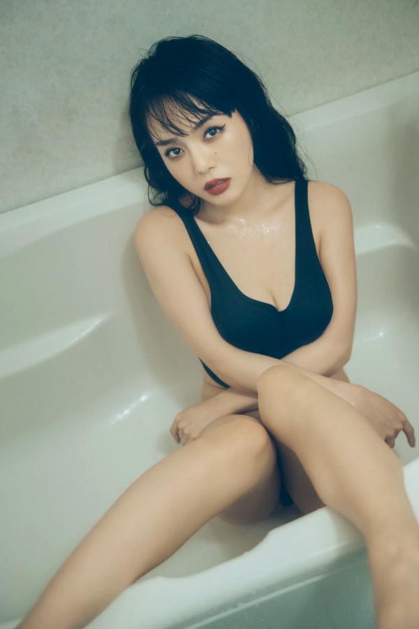   EIMI - 绝美蕾丝内衣私房照，优雅气质演绎极品尤物大尺度性感诱惑第83张图片