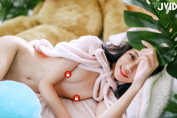    JVID-妍妍-可愛無極限的妍妍小兔子-重生的妍妍-清纯私房写真与居家诱惑大尺度精选集-2022.11.20第4张图片