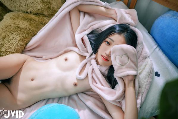    JVID-妍妍-可愛無極限的妍妍小兔子-重生的妍妍-清纯私房写真与居家诱惑大尺度精选集-2022.11.20第59张图片