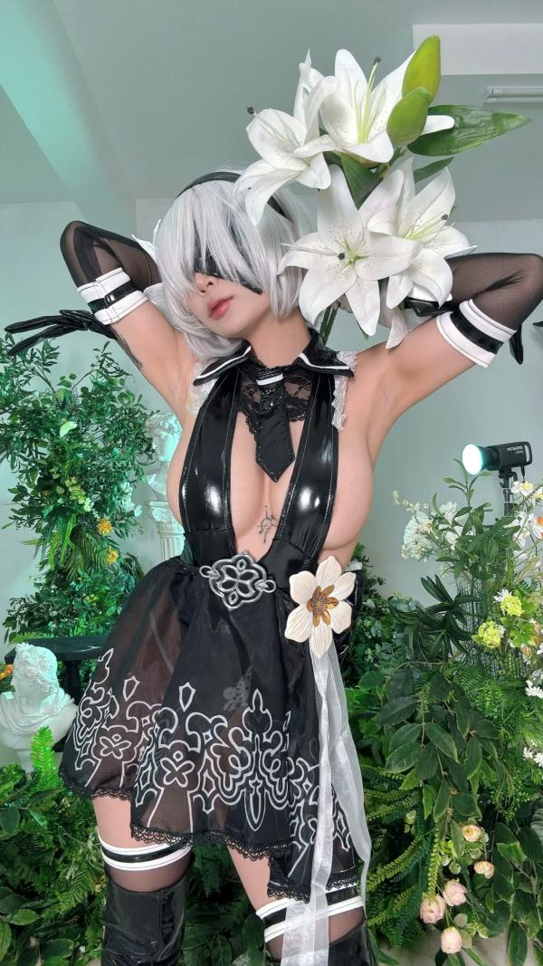    Umeko J - 尼尔2B性感私房角色扮演 (2B Dress) [107P]第77张图片