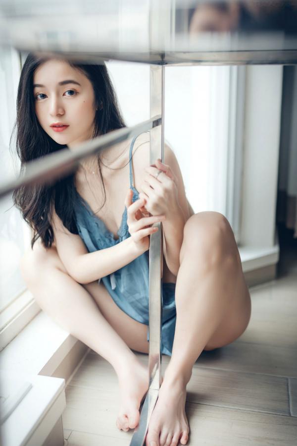    JVID-辰辰-极致诱惑蓝色两片式睡衣私房照-大尺度透明内裤拍摄-性感撩人绝美写真-2021.09.03第17张图片