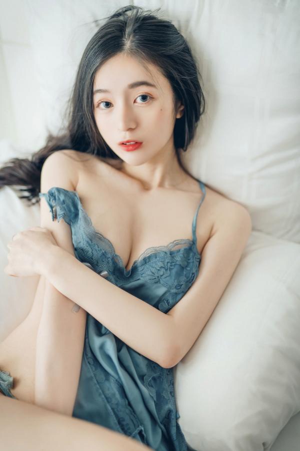    JVID-辰辰-极致诱惑蓝色两片式睡衣私房照-大尺度透明内裤拍摄-性感撩人绝美写真-2021.09.03第55张图片