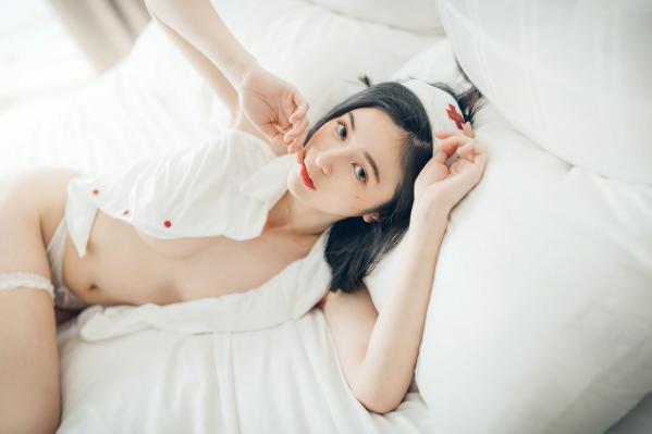    JVID-辰辰-极致诱惑蓝色两片式睡衣私房照-大尺度透明内裤拍摄-性感撩人绝美写真-2021.09.03第91张图片
