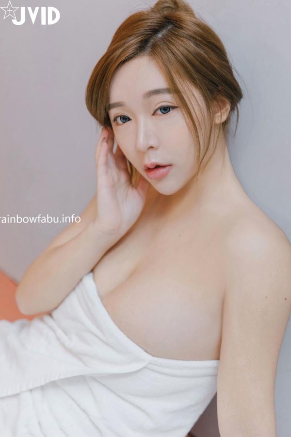    JVID-本垒奈-捷运超性欲幻想-超香鸳鸯浴全浸润-爆乳学生妹-watermark第76张图片