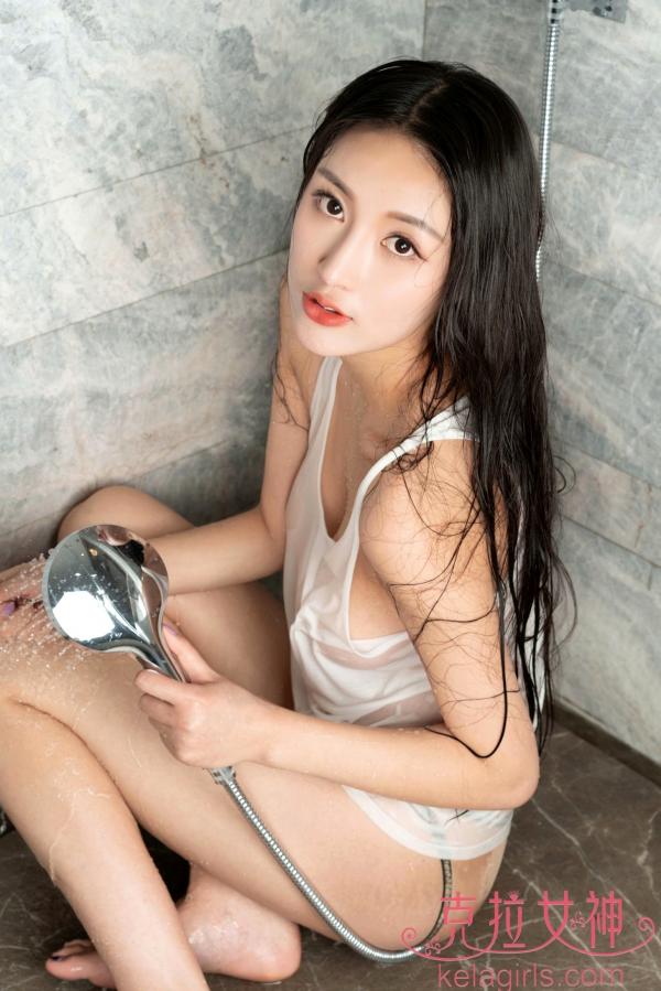    KelaGirls克拉女神 璇子《流水汩汩》浴室私房湿身写真，湿透白背心尽显极致性感诱惑第25张图片