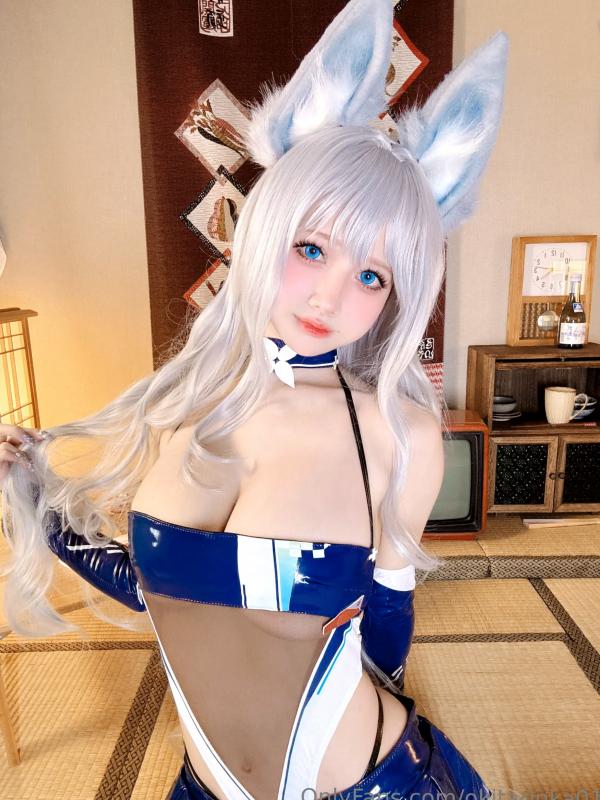    沖田凜花Rinka - 碧蓝航线信浓Cosplay，日式榻榻米空间，漆皮制服诱惑，高颜值二次元精灵第3张图片