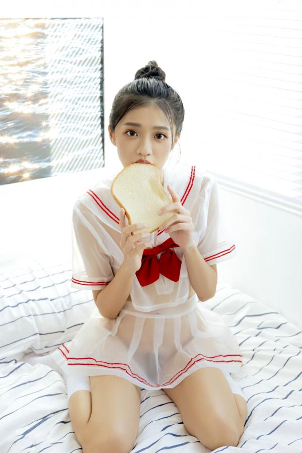    JVID妍妍-电竞少女主题写真-清纯JK校服诱惑-粉色直播间大尺度出镜-JVID月刊201第21张图片