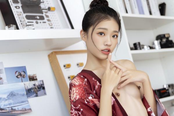    JVID妍妍-电竞少女主题写真-清纯JK校服诱惑-粉色直播间大尺度出镜-JVID月刊201第40张图片