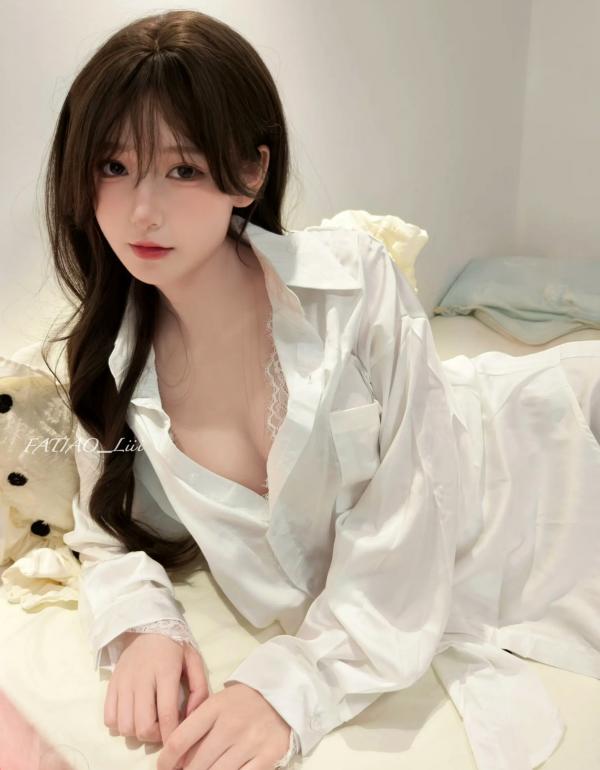    迷之呆梨(发条少女) - 精选私房性感内衣写真，展示绝美身体曲线与居家撩人诱惑第22张图片