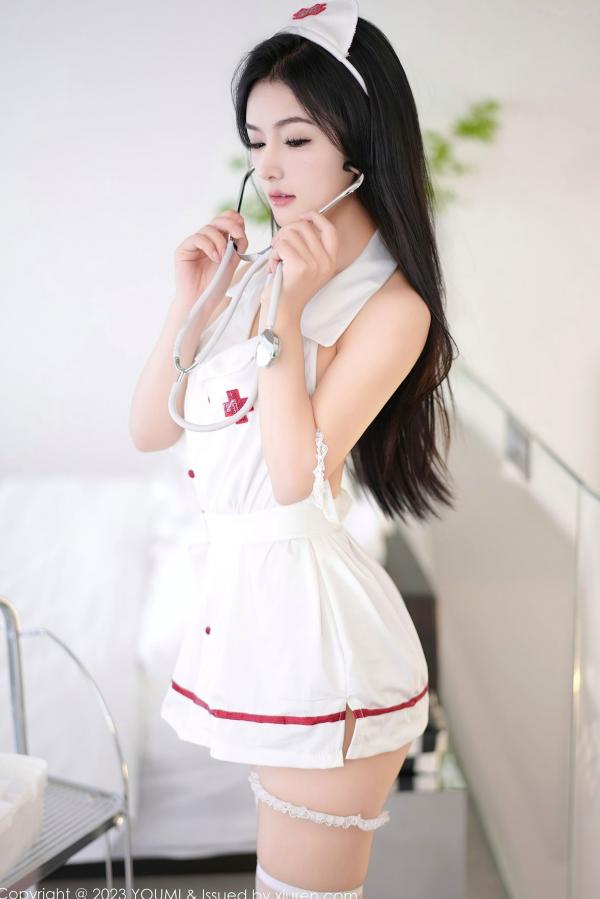    YouMi尤蜜荟-1009-谭小灵：纯欲白色护士制服诱惑，性感私房与听诊器拍摄，尽显傲人身姿，治愈又撩人第7张图片
