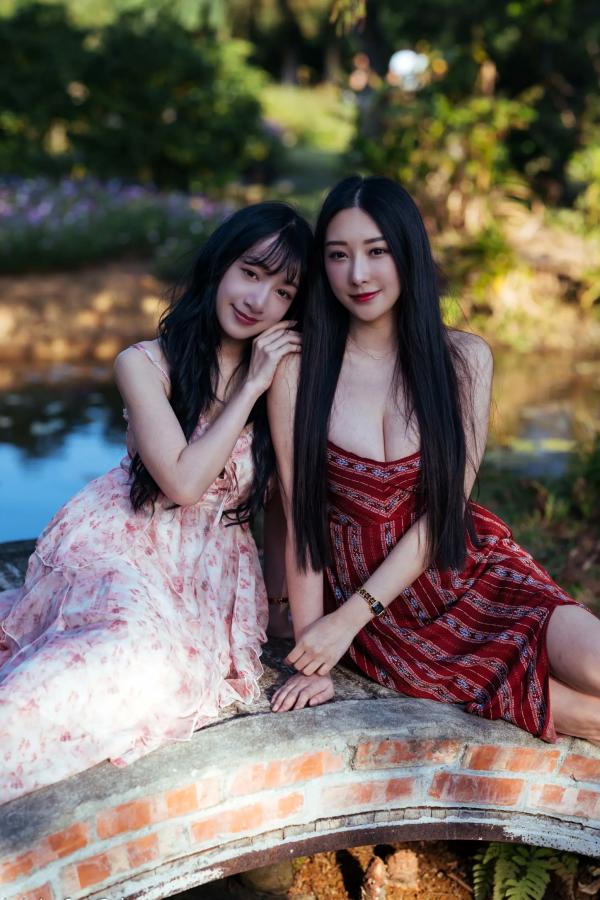    《轩颖小葵 - 桃园》户外清新写真，气质女神唯美秋千，自然风光下的迷人时刻[109P]第34张图片