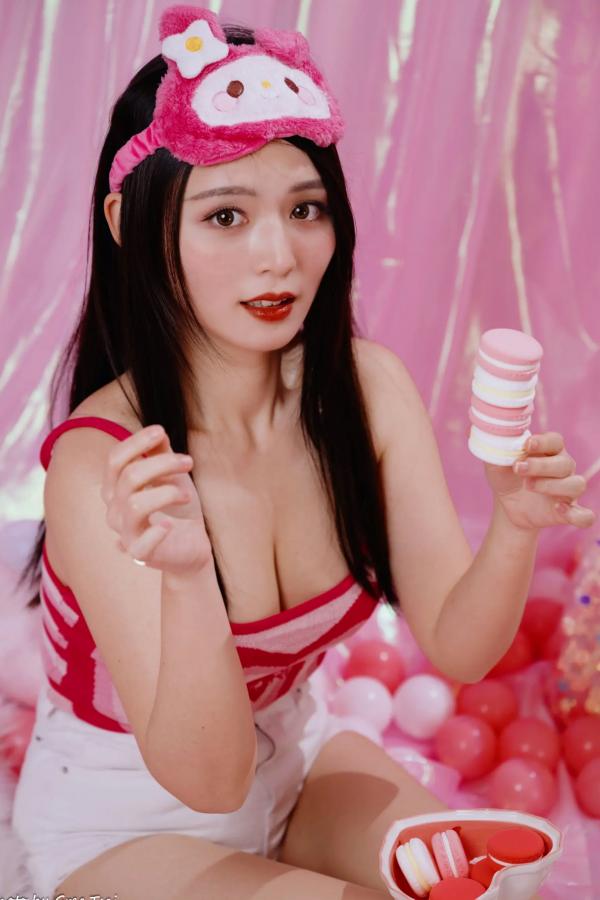    筱筱 - 热裤粉嫩少女风室内私房，梦幻波波池甜美玩偶写真[92P]第74张图片
