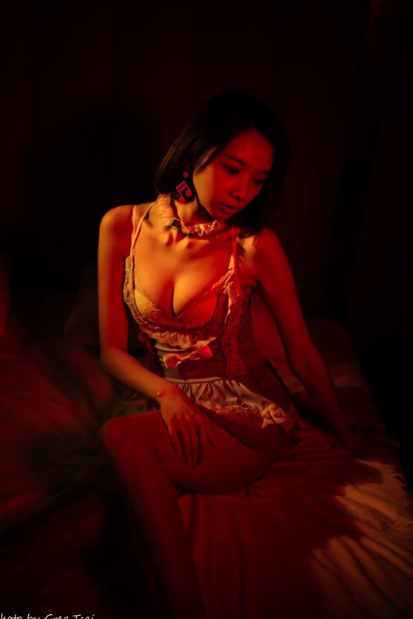    优宝 - 甜美系女仆装诱惑私房照，清新淡蓝色蕾丝展现迷人气质 [90P]第63张图片