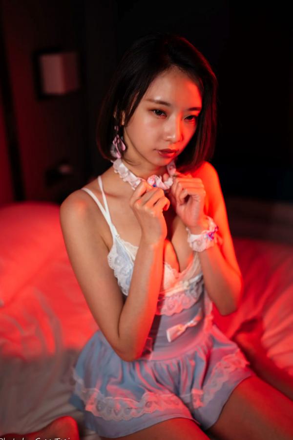    优宝 - 甜美系女仆装诱惑私房照，清新淡蓝色蕾丝展现迷人气质 [90P]第72张图片