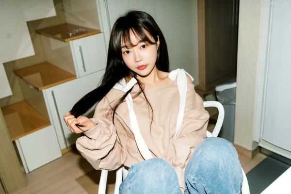    韩国美女Jucy私房照：居家内衣性感诱惑，女友视角呈现甜美与火辣的深夜限定第5张图片