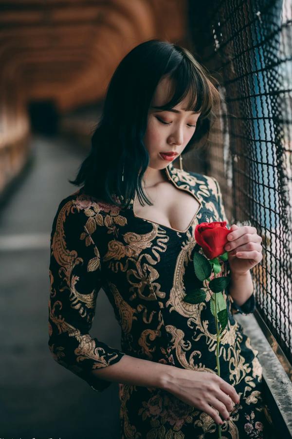    娃娃 - 绝美古典旗袍写真，优雅东方韵味与现代时尚风格碰撞 [108P]第3张图片
